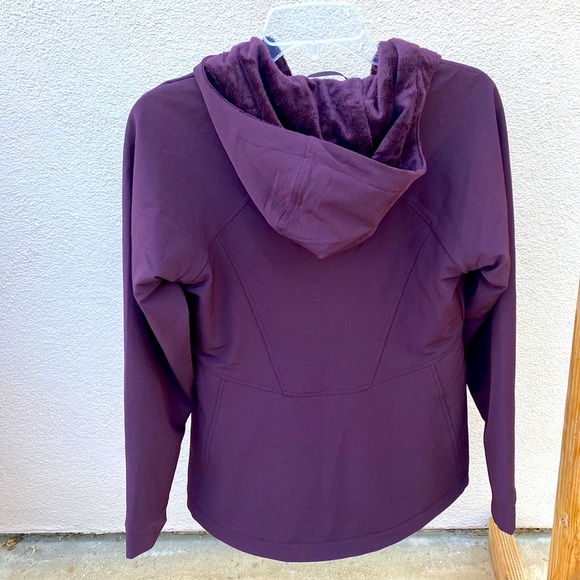 Jacket - Picture 2 of 5